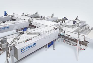 Conveyor for confectionery production